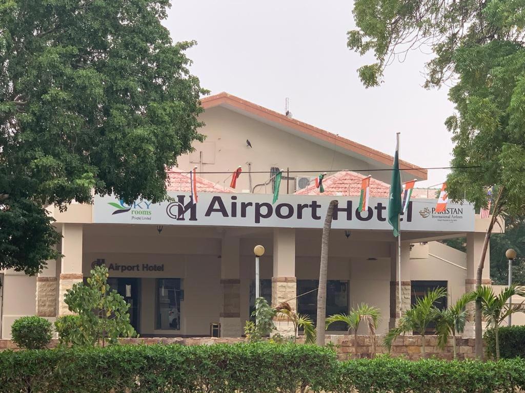 Airport Hotel Karaczi Zewnętrze zdjęcie